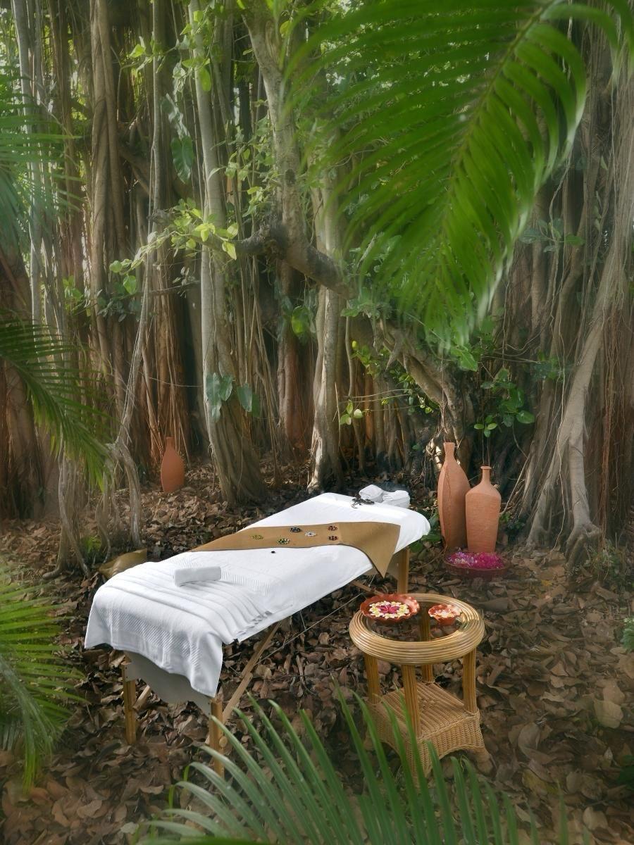 Aroma Massage